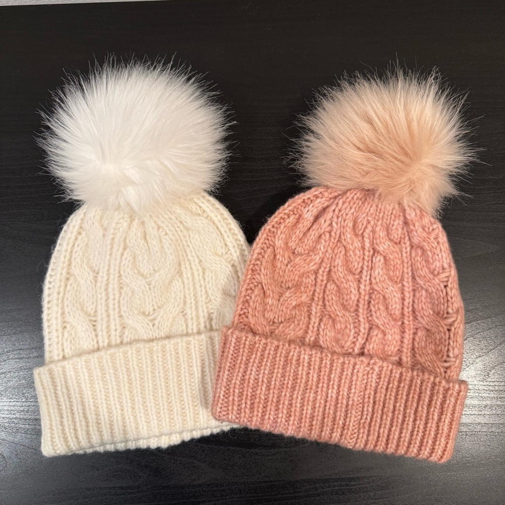 Loft Cozy Knit Pom-Pom Beanie Set - Cream & Pink